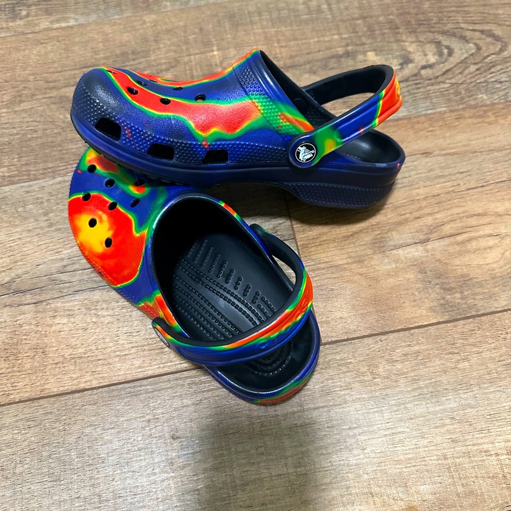 Crocs - Picture 2 of 5